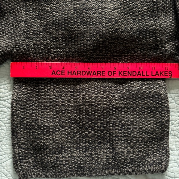 GAUDI Italian Kids Button Down Sweater with Pockets. NWT - Picture 8 of 8